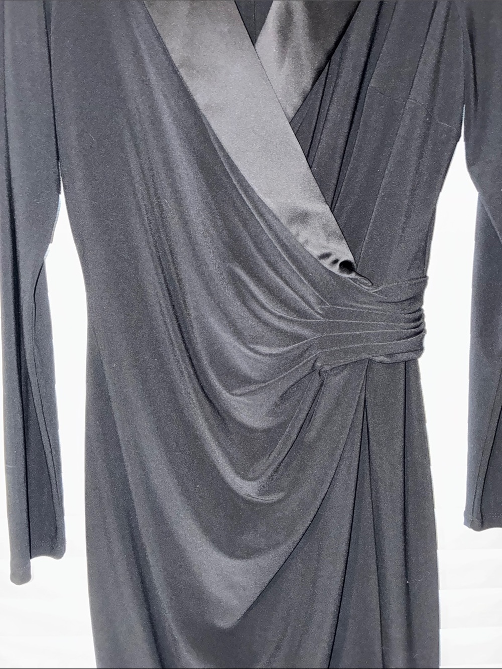 Lauren Ralph Lauren Black Long-Sleeve Wrap Dress with Satin Lapel - Picture 3 of 5